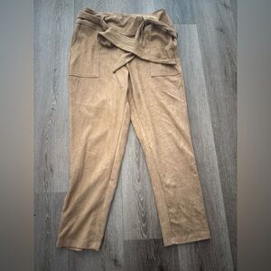Vici suede like pants. Size large.